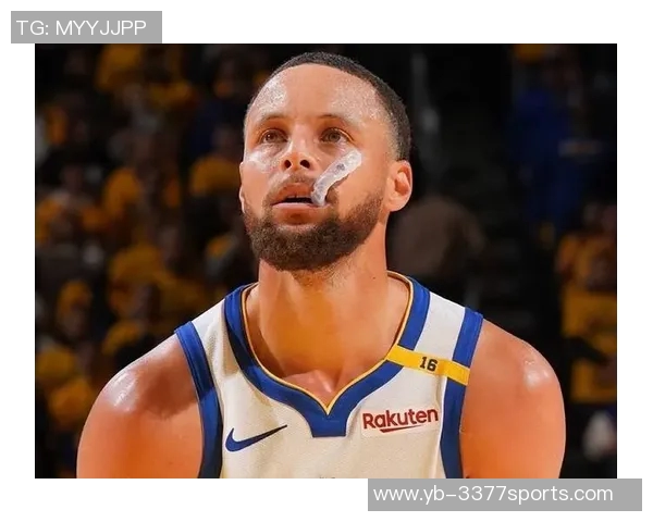 库里分享谷歌折叠手机广告幕后花絮巴特勒奇特造型意外现身引关注 库里分享谷歌折叠手机广告幕后花絮巴特勒奇特造型意外现身引关注