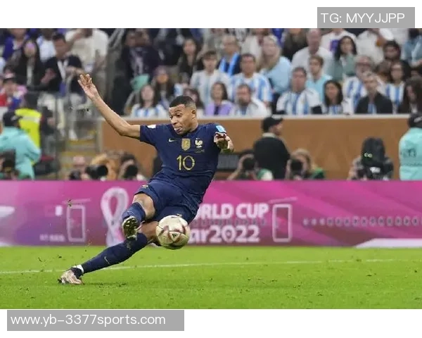 姆巴佩成自1958年方丹后首位一年内为五大联赛及法国队进60球的球员 姆巴佩成自1958年方丹后首位一年内为五大联赛及法国队进60球的球员